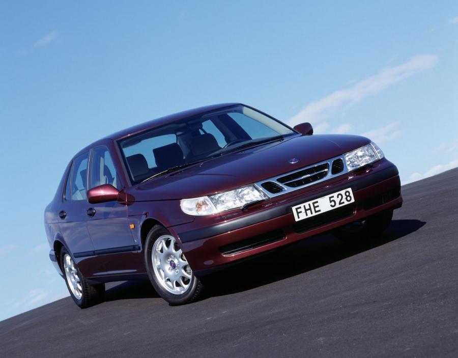  Saab 9-5 2003 года  (фото 10 из 16)